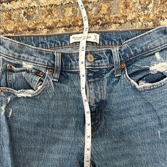 Abercrombie & Fitch The Boyfriend Mid Rise Jeans 27 - Picture 8 of 9